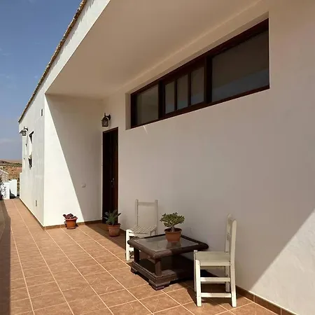 Private With Pool In The Mountains Vila