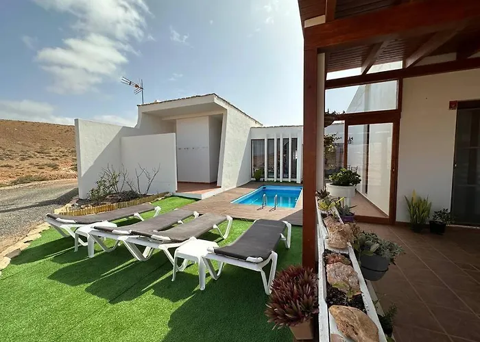 Private With Pool In The Mountains Villa Pájara