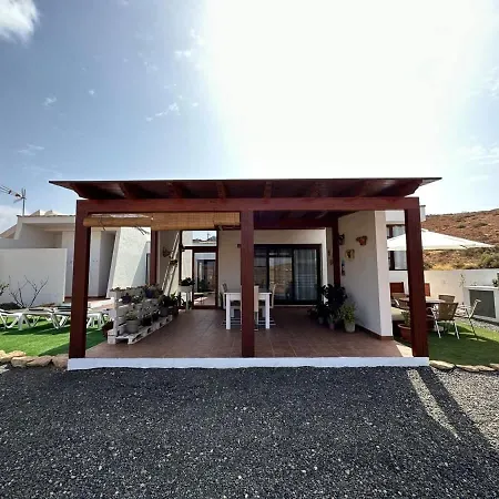 Private With Pool In The Mountains Пайара