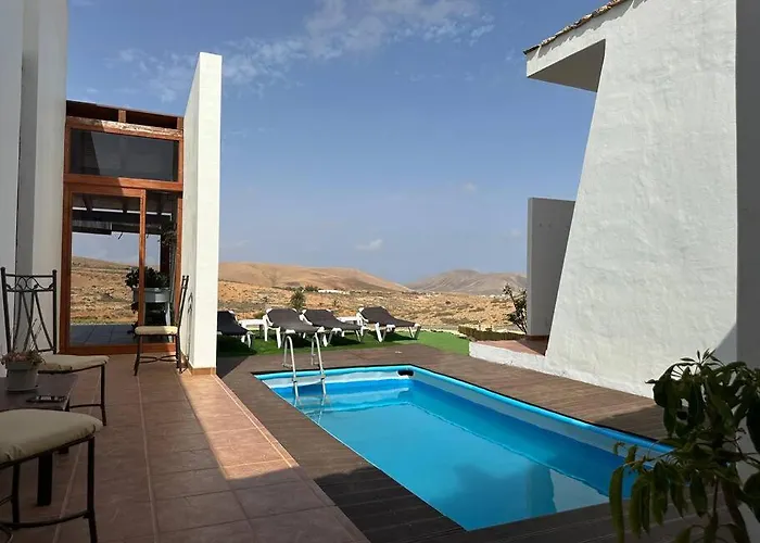 Private With Pool In The Mountains 빌라 *