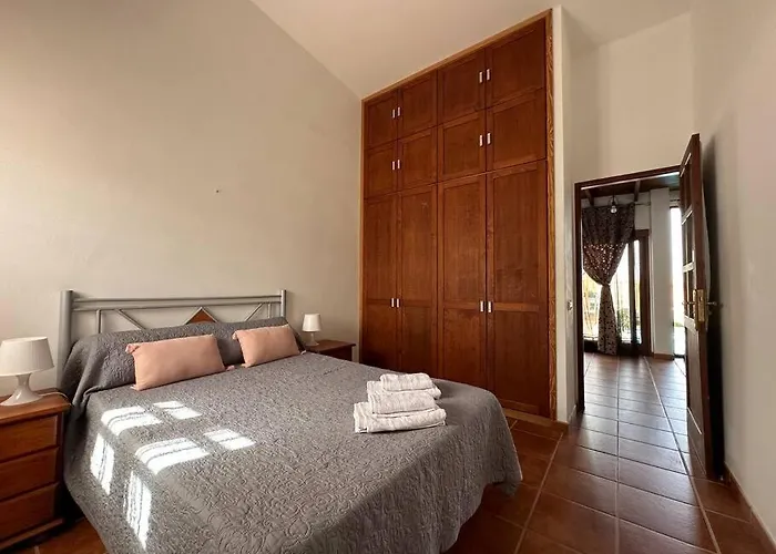 Private With Pool In The Mountains * Pájara